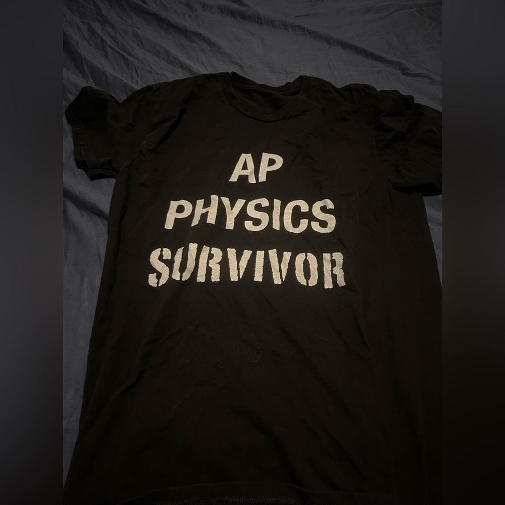 Gildan Black T-Shirt